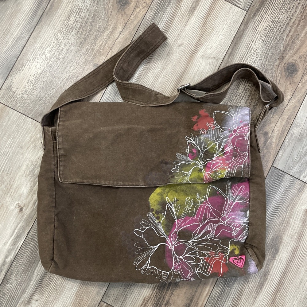 Vintage Y2K Roxy Messenger Bag Brown with Flower Accents Pink Logo Crossbody